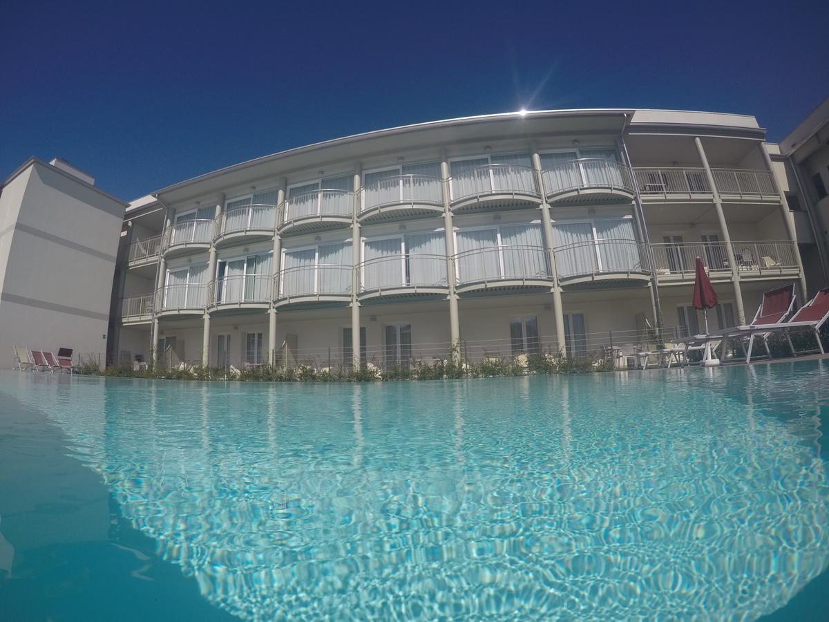 Hotel Vischi Domaso Bagian luar foto